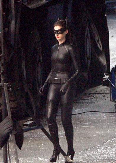 ane-hathaway-png