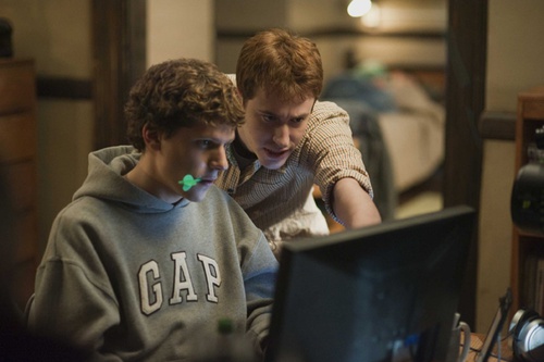 jesse eisenberg a gauche