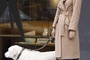 keira knightley promenant son chien sur le tournage de last night