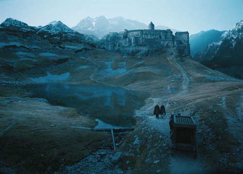 picture 4 season of the witch