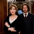 angelina jolie suivie par johnny depp