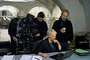 judi-dench-sam-mendes-tournage-skyfall-jpg