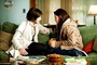 ashley greene et kristen stewart sur le canap  