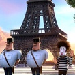 des gendarmes au pied de la tour eiffel