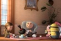 gru jouant avec les filles