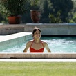vimala pons dans la piscine