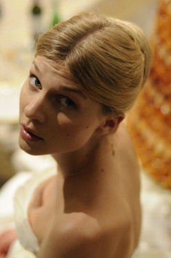 Cl  mence Poesy Pi  ce mont  e