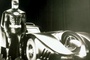 michael keaton avec la batmobile - Batman
