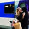 valerie bruni tedeshi et yvan attal devant le tgv - Les regrets 