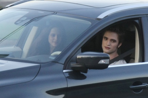 robert pattinson et kristen stewart sur le tournage du film twilight eclipse
