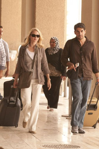 naomi watts a gauche