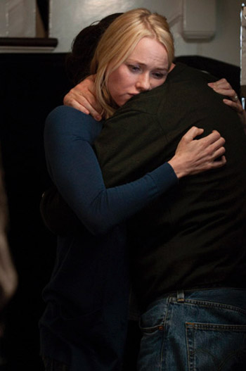 naomi watts triste