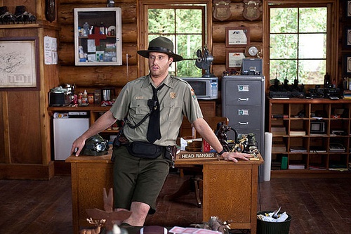 T.J Miller dans le bureau