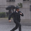 matt damon sous  la pluie