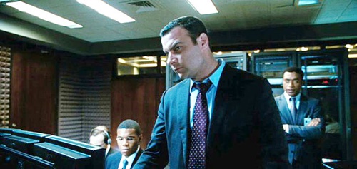 liev schreiber chiwetel ejifor derri  re