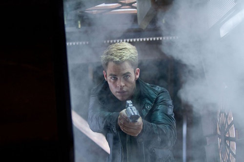 chris-pine-zachary-quinto-simon-pegg-zoe-saldana-benedict-cumberbatch-alice-eve-bruce-greenwood-jpg