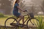 l actrice a velo