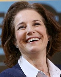  Debra Winger