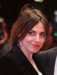 Antje  Traue