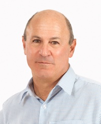  Robert  Kenner