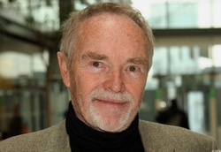  Pierre Vaneck