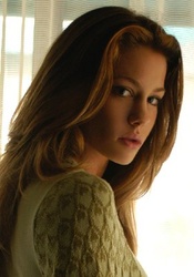  Laura  Niles 