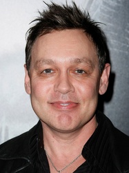  Doug Hutchison