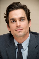  Matthew Bomer