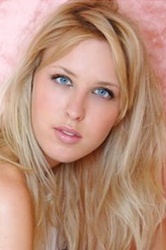  Georgina Moffat