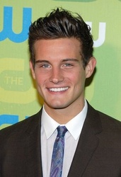  Nico Tortorella