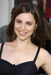  Cara Buono