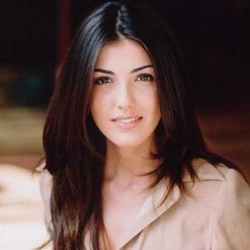  Jeannette Sousa