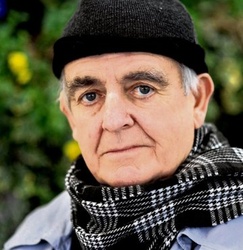  Alan Devlin