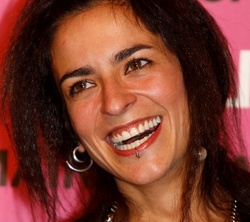  Bebe Rebolledo