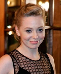  Portia Doubleday