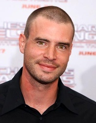  Scott Foley