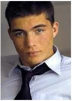  Zane Holtz