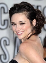  Crystal Reed