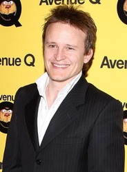  Damon Herriman