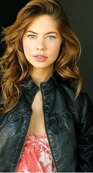  Analeigh Tipton