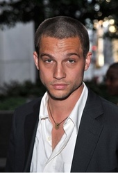  Logan Marshall-Green