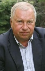  Jerzy Stuhr