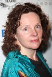  Maryann Plunkett