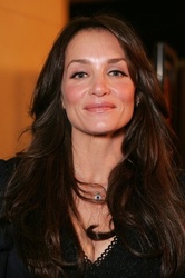  Kristen Cloke