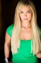  Emilie Ullerup