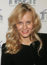  Lori Singer