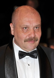  Ahmet Mumtaz Taylan