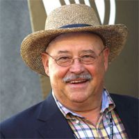  Barry Corbin