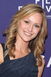  Kerry Bishe