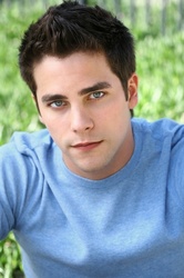  Brant Daugherty